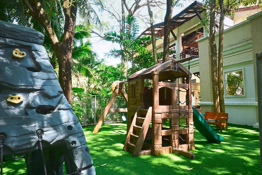 Rawi Warin Resort & Spa