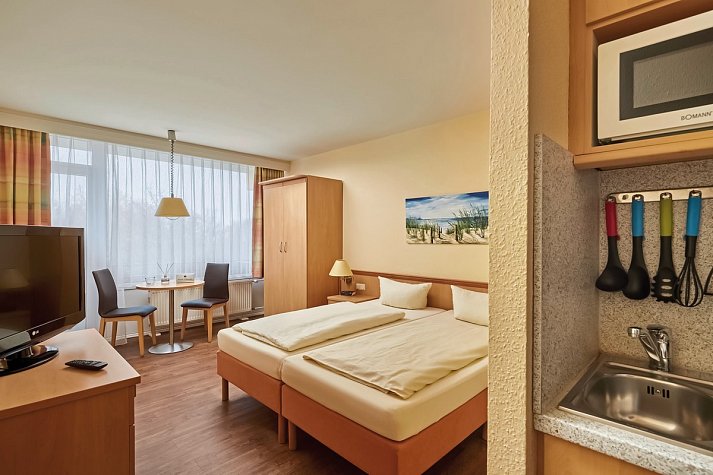 Ferien- und Freizeitpark Weissenhäuser Strand - Wohnbeispiel An der Düne 1 Raum Appartement 25 qm (Zimmercodierungen SB1 & SBC)