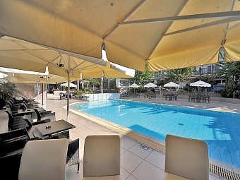 Saint Constantin Hotel