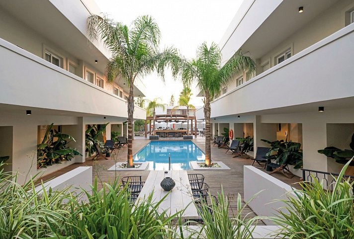 Sentido More Meni Residence & Suites