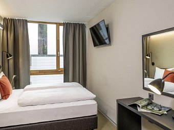 Arena Franz Ferdinand Nassfeld - Wohnbeispiel Doppelzimmer Economy Typ M (Zimmercodierung DE1)