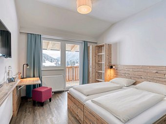 COOEE alpin Hotel Bad Kleinkirchheim - Wohnbeispiel Doppelzimmer (Zimmercodierungen DB1, DB2, DC1 & EB1)