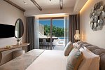 Alexandra Golden Boutique Hotel