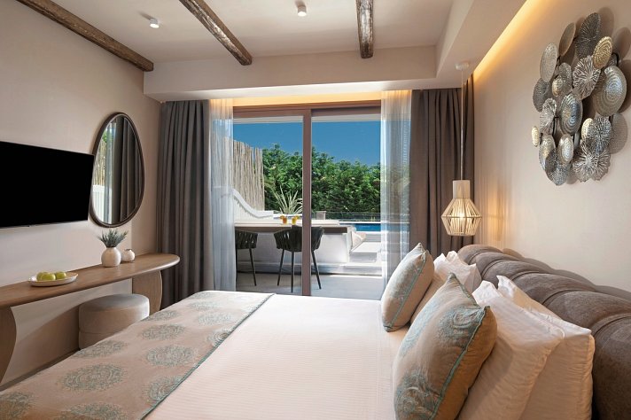 Alexandra Golden Boutique Hotel