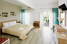 Hotel Chrisa - Wohnbeispiel Doppelzimmer Gartenblick (Zimmercodierung DBG)