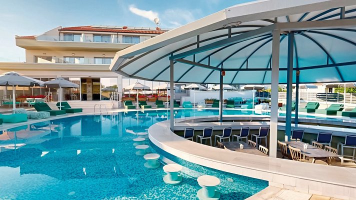 The Dome Luxury Hotel