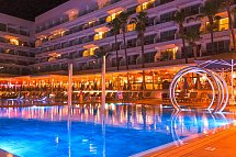 Cavo Maris Beach