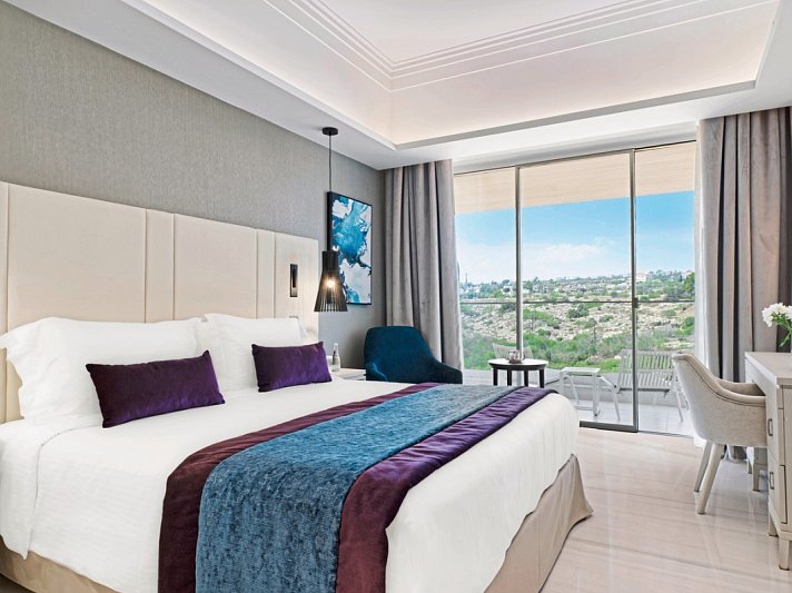 Amanti MadeForTwo Hotels