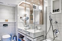Amanti MadeForTwo Hotels