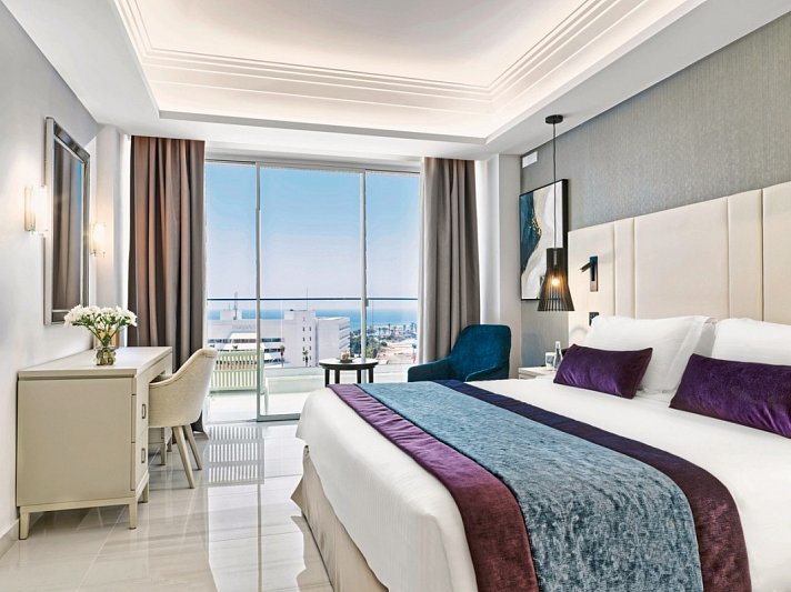 Amanti MadeForTwo Hotels