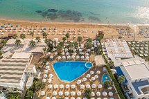 Vrissaki Beach Hotel