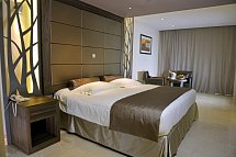 Adams Beach - Wohnbeispiel Doppelzimmer Deluxe Meerblick (Zimmercodierung DDM)