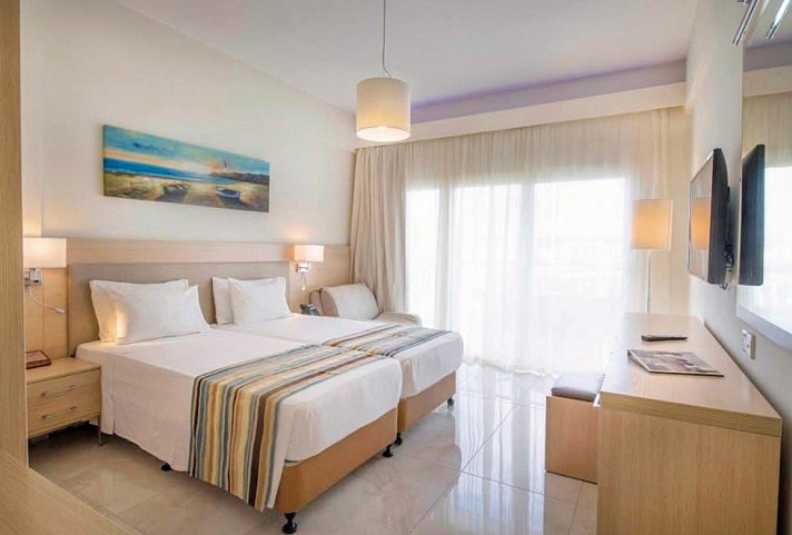 Pernera Beach - Wohnbeispiel Doppelzimmer Superior Landblick (Zimmercodierung DSL)