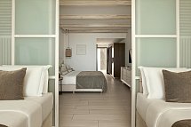 Mare Ayia Napa - Wohnbeispiel Familienzimmer seitl. Meerblick (Zimmercodierung FBN)