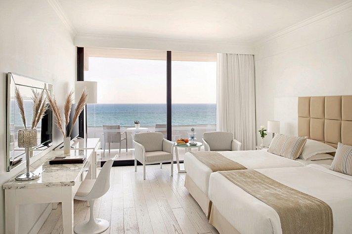 Grecian Bay