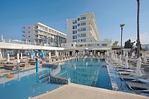 Nelia Beach Hotel