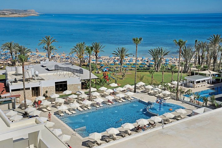Nelia Beach Hotel