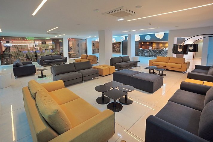 Nelia Beach Hotel