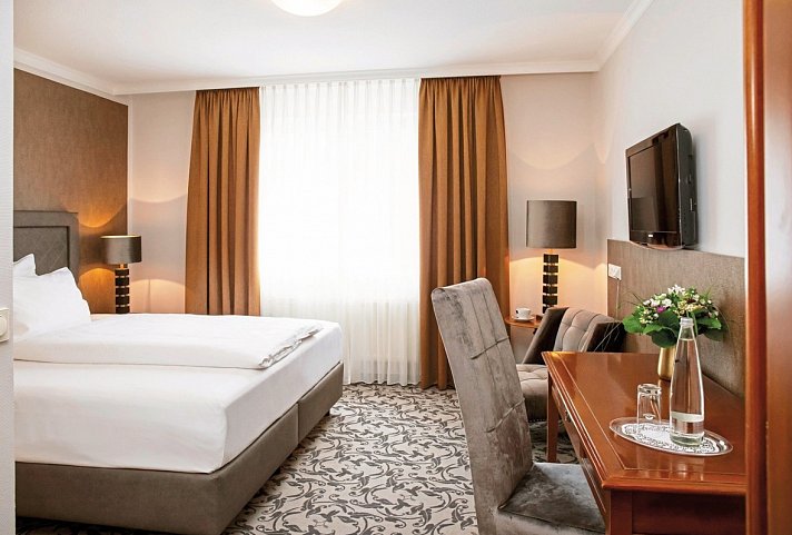 Victor's Residenz-Hotel Leipzig - Wohnbeispiel Doppelzimmer Standard (Zimmercodierungen DG1, DP1, DX3 & DX4)