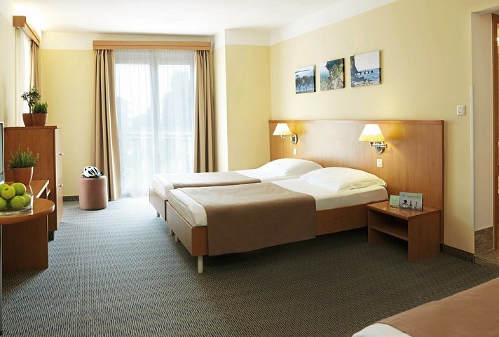 Neptun - Wohnbeispiel Familienzimmer Meerblick für 4 Personen (Zimmercodierung FB2)