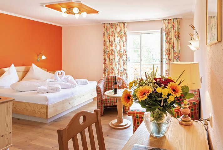 Försterhof - Wohnbeispiel Doppelzimmer mit Balkon (Zimmercodierung DB2)