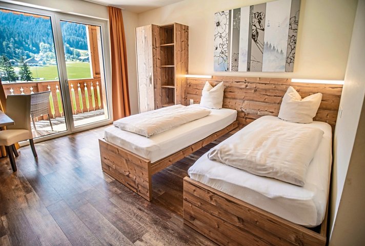 COOEE alpin Hotel Dachstein - Wohnbeispiel Doppelzimmer (Zimmercodierungen DB1, DB2, DC1 & EB1)