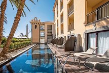 Lopesan Costa Meloneras Resort & Spa - Beispiel Pool-Terrasse Doppelzimmer Premium (Zimmercodierung DM1)