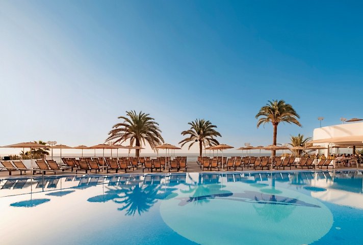 Don Gregory by Dunas