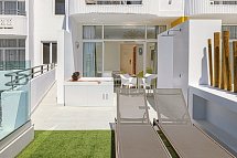 Abora Catarina by Lopesan Hotels - Beispiel Terrasse Doppelzimmer Superior (Zimmercodierung DS1)