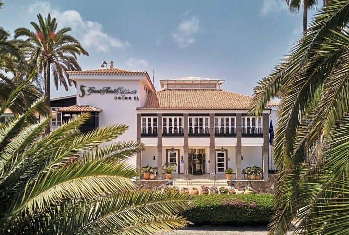 Seaside Grand Hotel Residencia