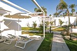 HL Miraflor Suites