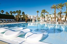 HL Miraflor Suites