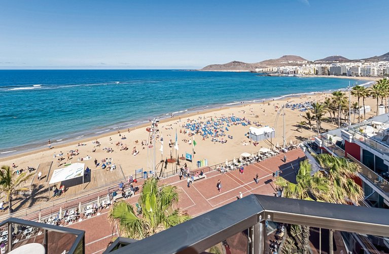 Apartamentos Colón Playa
