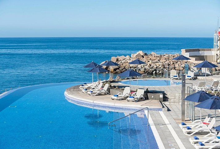 Marina Suites