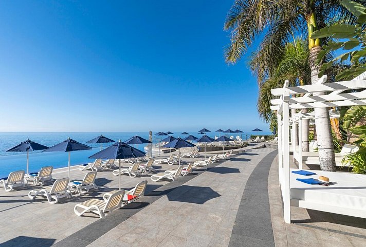 Marina Suites