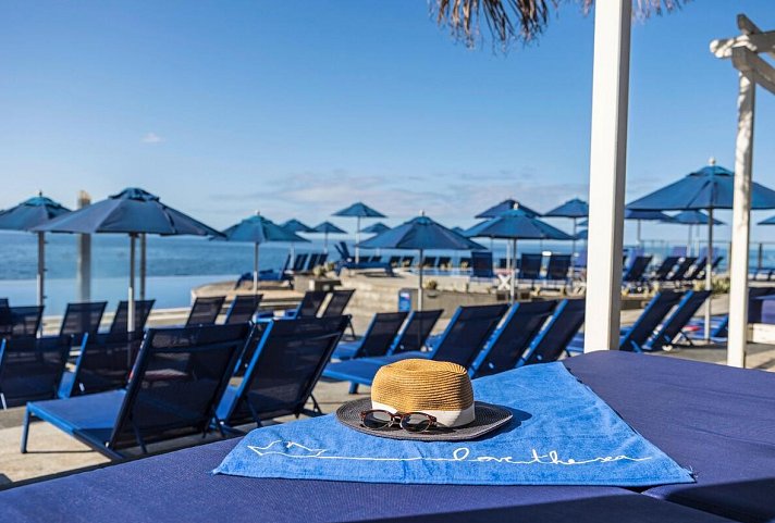 Marina Suites