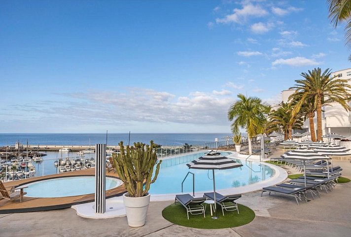 Marina Suites