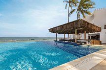 Bamburi Beach