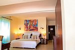 Bahari Beach Hotel