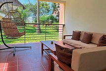 Bahari Beach Hotel - Beispiel Terrasse Superior Outdoor (Zimmercodierung DS1)