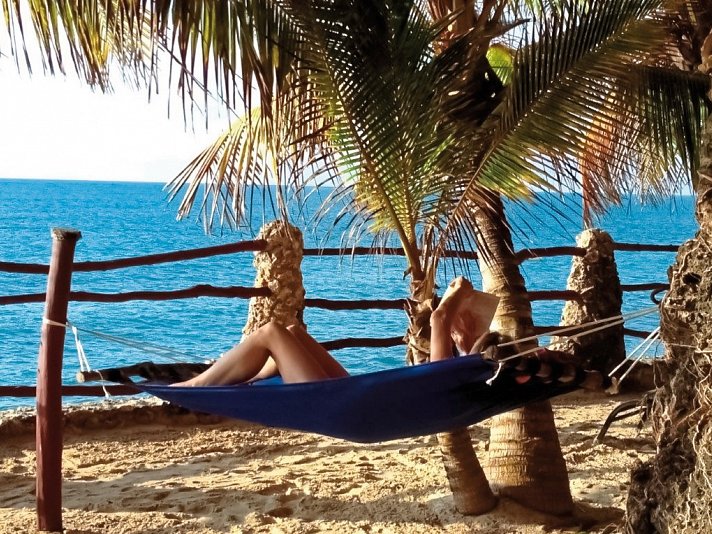 Bahari Beach Hotel