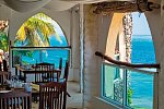 Bahari Beach Hotel