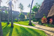 Bahari Beach Hotel