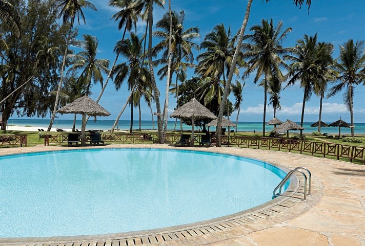 Neptune Paradise Beach Resort & Spa