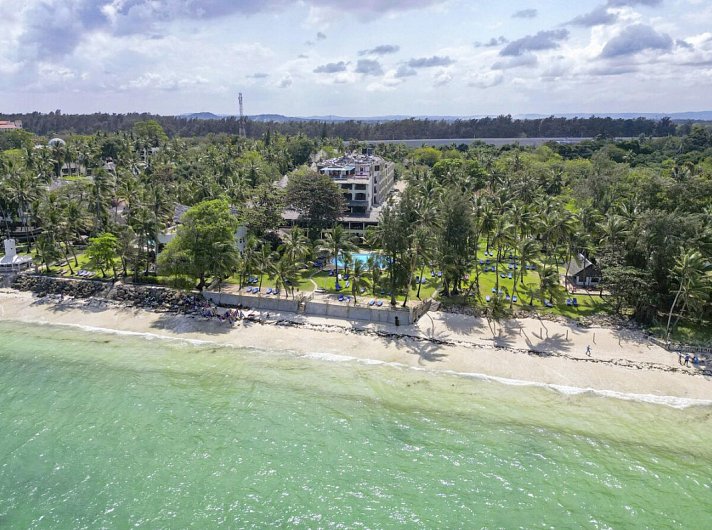 Neptune Beach Resort