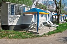 Lido di Sesto Camping (by Happy Camp) - Wohnbeispiel Mobilheim Happy Easy (Zimmercodierung CG1)