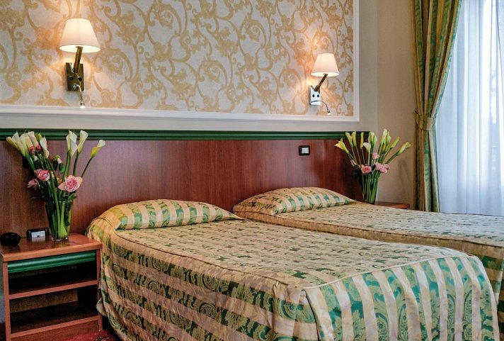 Flora - Wohnbeispiel Doppelzimmer (Zimmercodierung DB1)