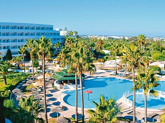 Club Tropicana & Spa