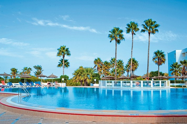 Club Tropicana & Spa