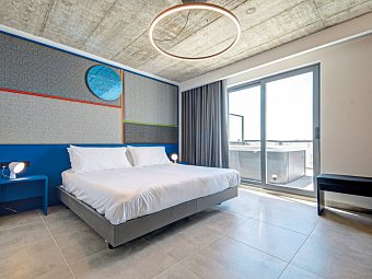 IKYK Hotel - Wohnbeispiel Doppelzimmer Deluxe (Zimmercodierung DD1)